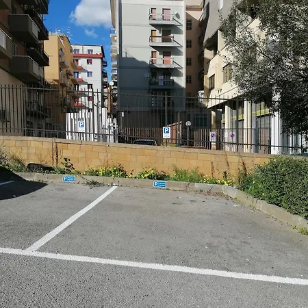 Vacanze 卡尔塔尼塞塔