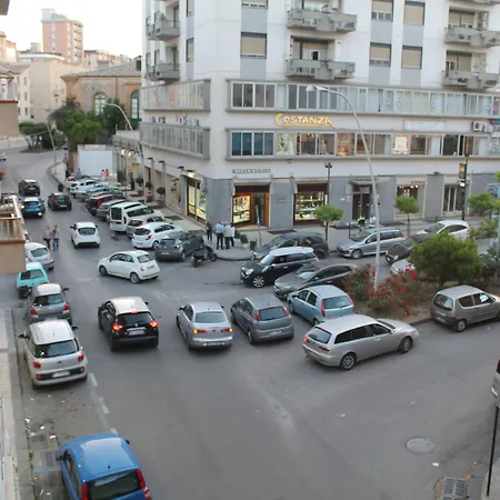 住宿加早餐酒店 Vacanze 卡尔塔尼塞塔